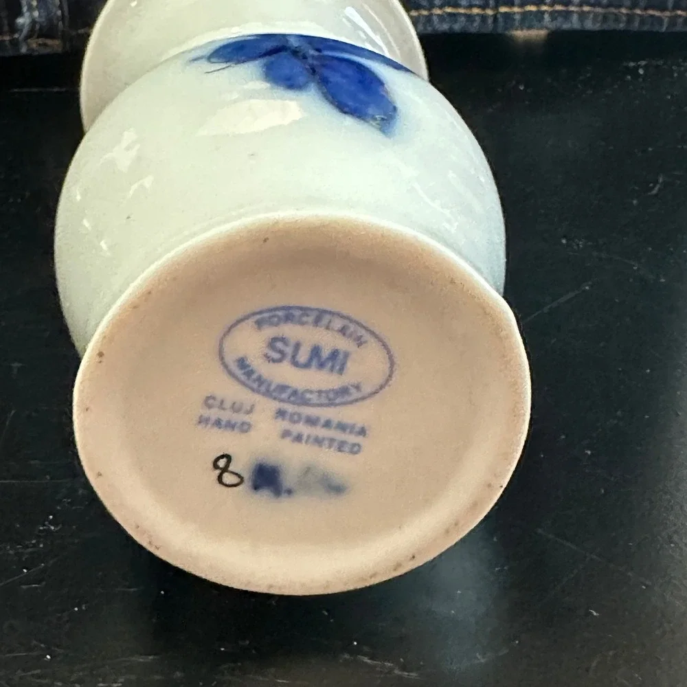 Sumi Porcelain Bud Vase Cluj Romania Handmade Hand Painted Blue Gold Floral 4.5